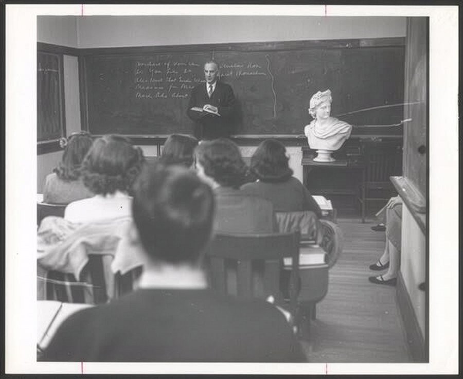 William Hudson Rogers lectures to an English class in spring 1954.